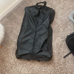 Brand new, never used Wallybags 45in garment bag